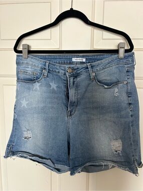 Good American Destructed faded Star Print cut off denim jean shorts